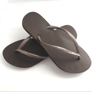 Gold Havaianas SLIMS